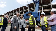 El alcalde visita obras del estadio de balaidos