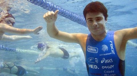 En el 2008, posando bajo el agua, en la piscina de Caranza, donde comenz, tras haberse proclamado bicampen del mundo en el 2006 y el 2008
