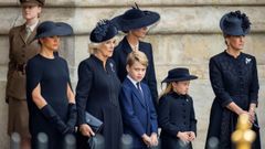 La familia despide a la reina Isabel II