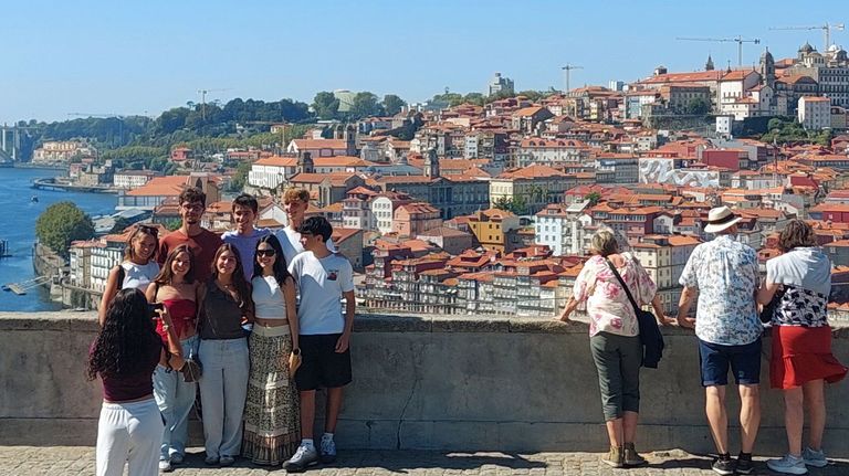 El bum turístico de Oporto muestra los primeros síntomas de agotamiento