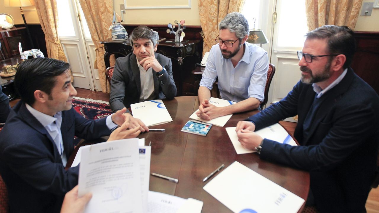 De izquierda a derecha de la imagen, Rey Varela (PP); Jorge Surez (Ferrol en Comn); Ivn Rivas (BNG), y el alcalde, ngel Mato (PSOE)