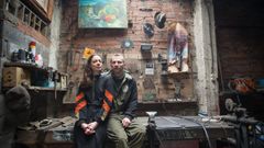 Os artistas Alissa e Pavel darn vida en Navia de Suarna  iniciativa Creando arte na ra xuntos