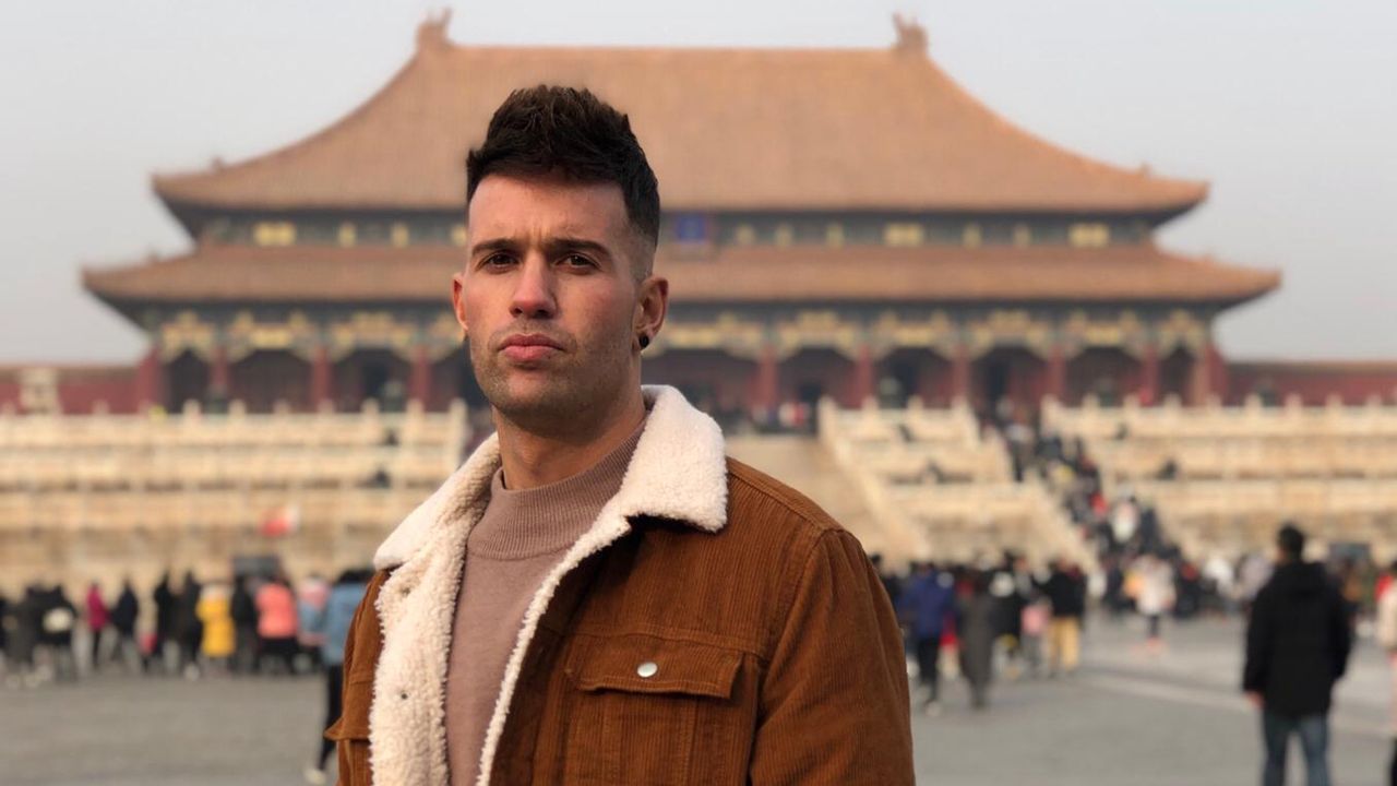 La visin del coronavirus de un asturiano en Shanghi.Manuel Angel Mndez Daz en la ciudad prohibida en Pekn