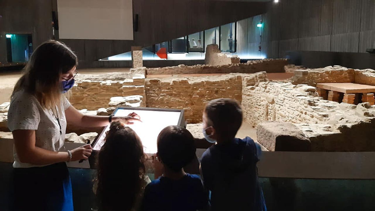 La Exposicin Filatlica Nacional de Lugo, en imgenes.La familia de Alejandro Castao ech ayer sus cenizas en Fisterra