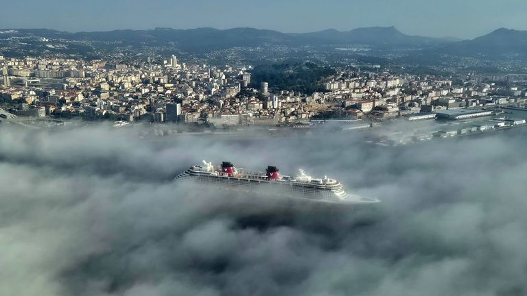 Los grandes cruceros pagarán 23.000 euros por atracar en Vigo con la tasa turística