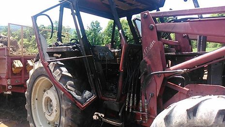 Incendio en un tractor en Becerre�