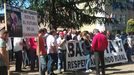 Protesta en Oviedo de los ganaderos, que se defienden de las crticas por el lobo y los incendios.Protesta en Oviedo de los ganaderos, que se defienden de las crticas por el lobo y los incendios