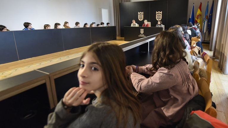 «No cole non hai sitios para esconderse»