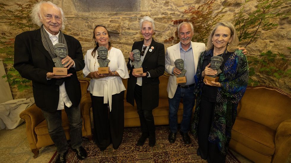 A entrega dos Premios Bos e Xenerosos 2026, &iexcl;en imaxes!.Os xard&iacute;ns de M&eacute;ndez N&uacute;&ntilde;ez acolleron unha foliada na que participaron diversas agrupaci&oacute;ns