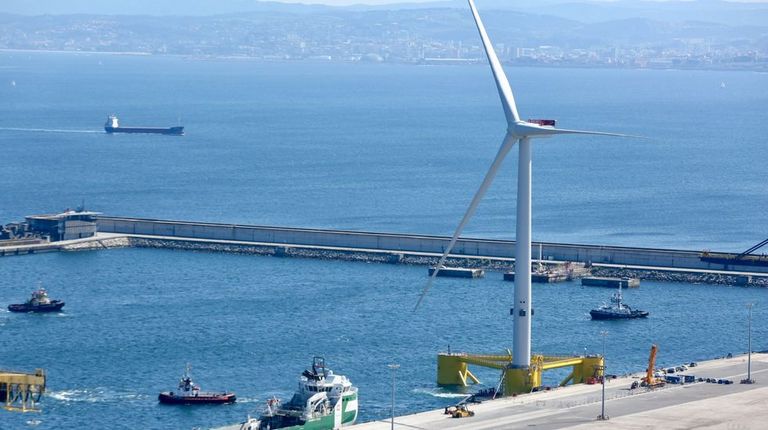 Los puertos tendrán ayudas para adaptarse a la eólica marina si cuentan con inversiones industriales privadas