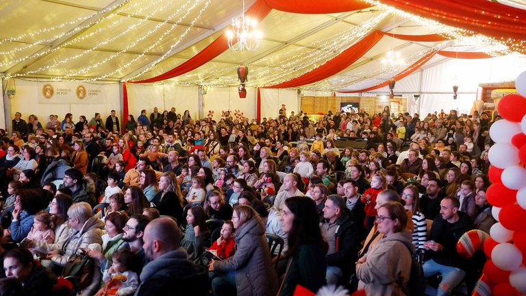 Poio abre la carpa «Poio Máxico» con una amplia oferta de ocio familiar