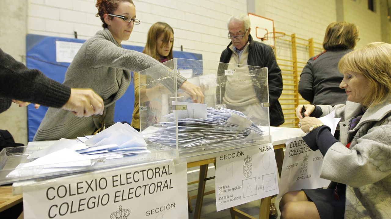 Snchez con Isabel Rodrguez y Page en un acto electoral celebrado en Puertollano, en Ciudad Real