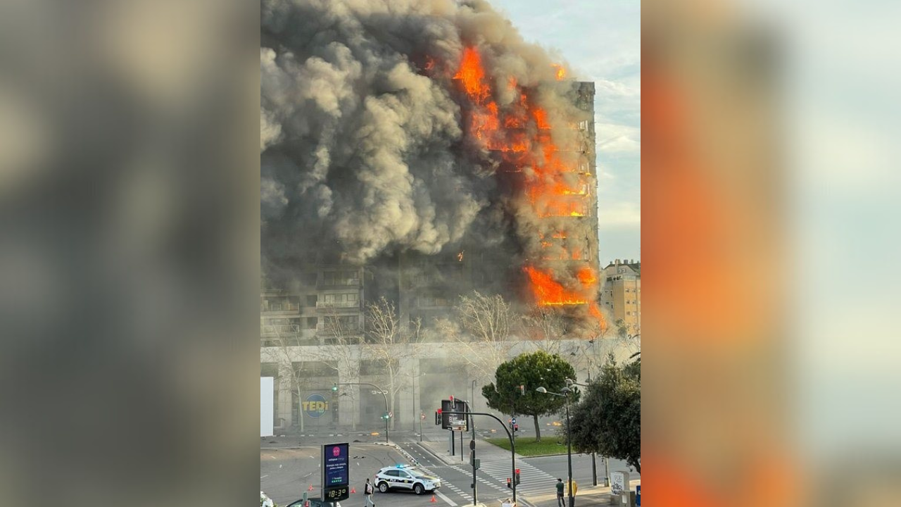 El incendio de un edificio de Valencia deja 4 muertos y 19 desaparecidos