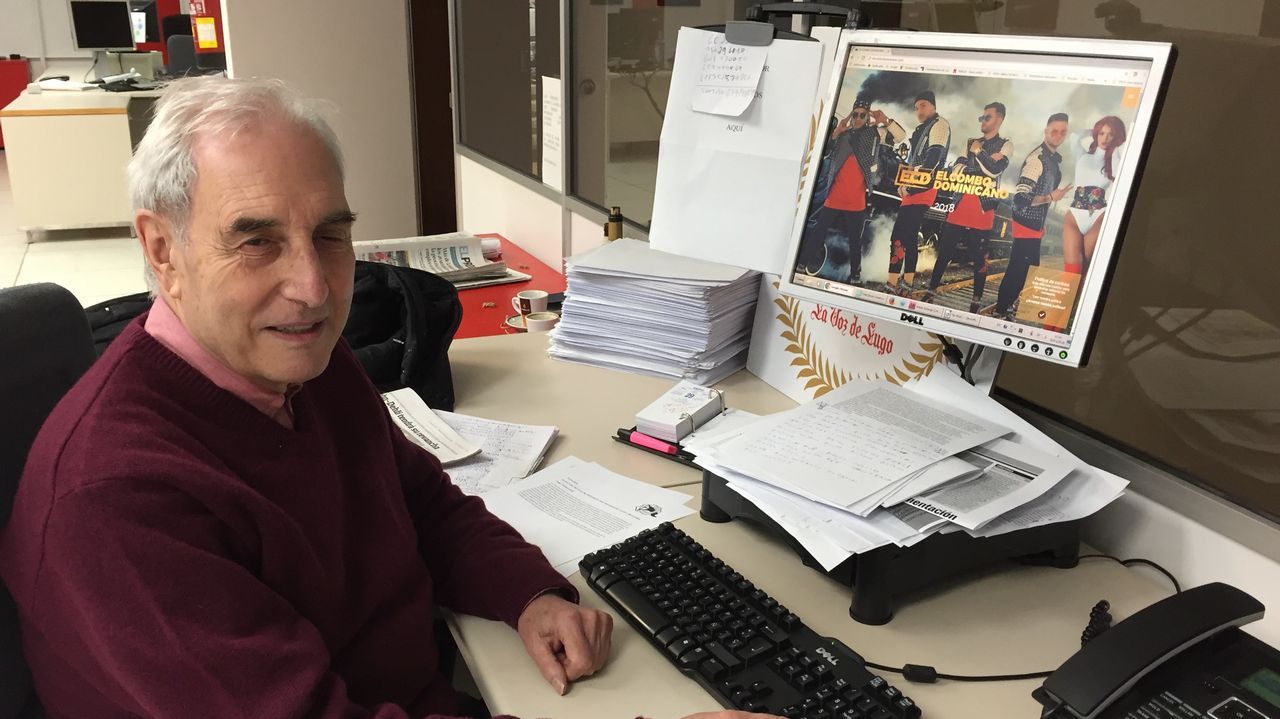 Jos� Camilo L�pez nunha exposici�n de fotograf�a de natureza que presentou anteriormente en B�veda