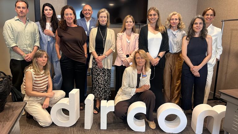 Dircom Galicia ficha a Henar Senovilla y Beatriz Díaz como vicepresidentas