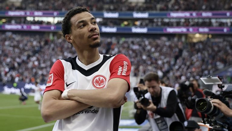 El Eintracht de Fráncfort ingresa 401 millones en delanteros en los últimos seis años