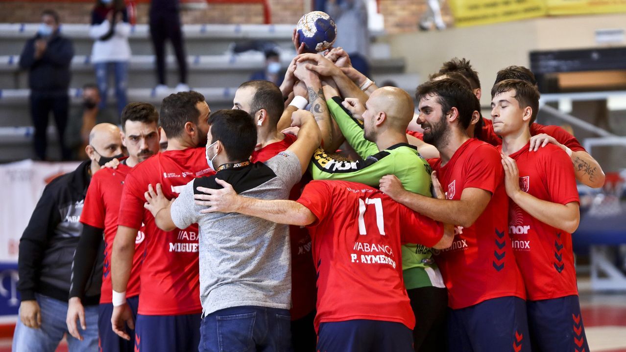 JOSEFINA VERALA Y ANA CASTRO RESPONSABLES DE MANOS UNIDAS LUGO