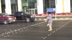 Arabia Saud� detiene a un ni�o por bailar la Macarena en la calle