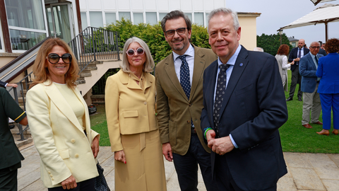 De izquierda a derecha: la presidenta de Nord�s, �ngeles R�os, la presidenta del�Colegio Oficial de Administradores de Fincas de Galicia, Teresa Su�rez; el Conselleiro de Presidencia, Xustiza e<br />Turismo, Diego Calvo, y el Conselleiro de Sanidade, Antonio G�mez, durante el c�ctel ofrecido en los Encuentros en el Eo 2026