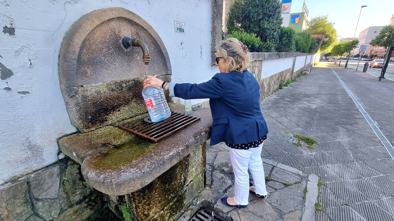 La fuente de Traves�a de Vigo, conocida como fuente de la Fenosa.
