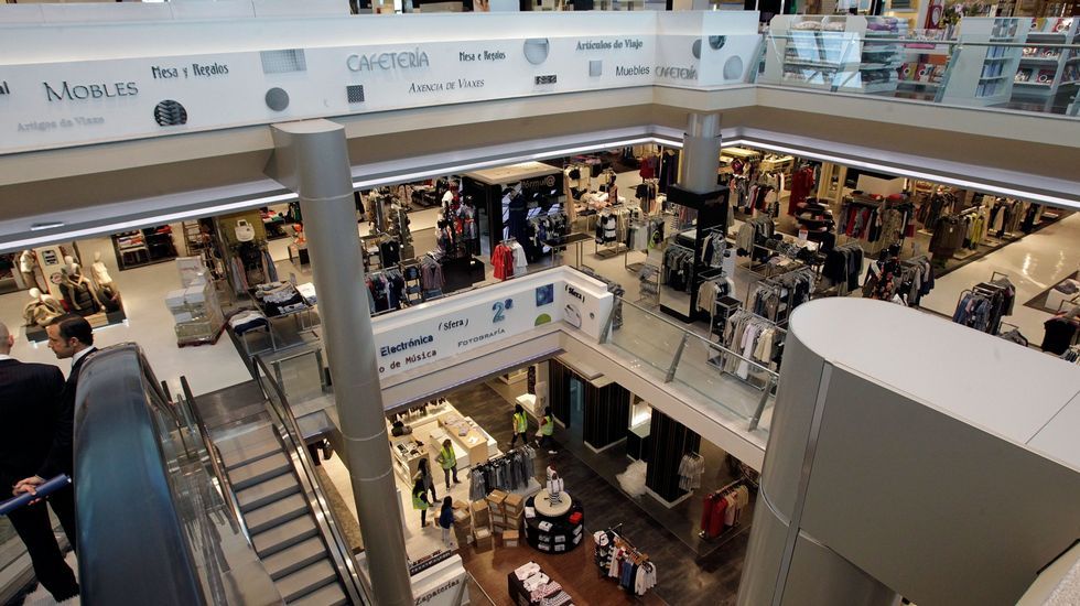 El Corte Inglés prepara la integración de sus grandes almacenes con la El Corte Inglés prepara la integración de sus grandes almacenes con la