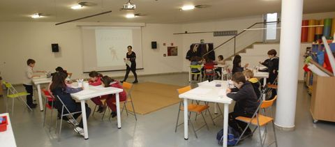 Rebeca Mario imparti un taller sobre cine para nios en el Centro de Arte Contempornea. 
