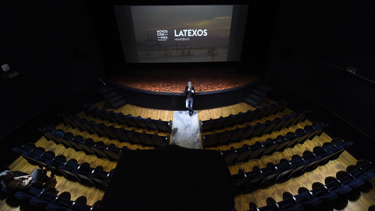 Instantes previos a la primera proyección de este jueves de la sección Latexos