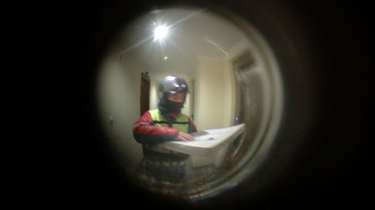 Uber Eats da el brazo a torcer y subcontratará a miles de «riders»