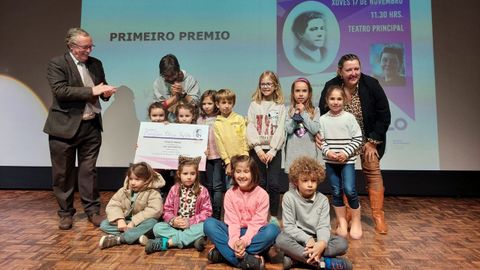O primeiro premio na categoria de educación infantil e primaria foi para o CEIP San Martiño de Salcedo