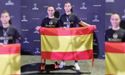 Nolo Romero y Gonzalo Andújar posan con la bandera de España en el mundial.