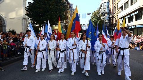 Desfile del D�a de Am�rica en Asturias 2026
