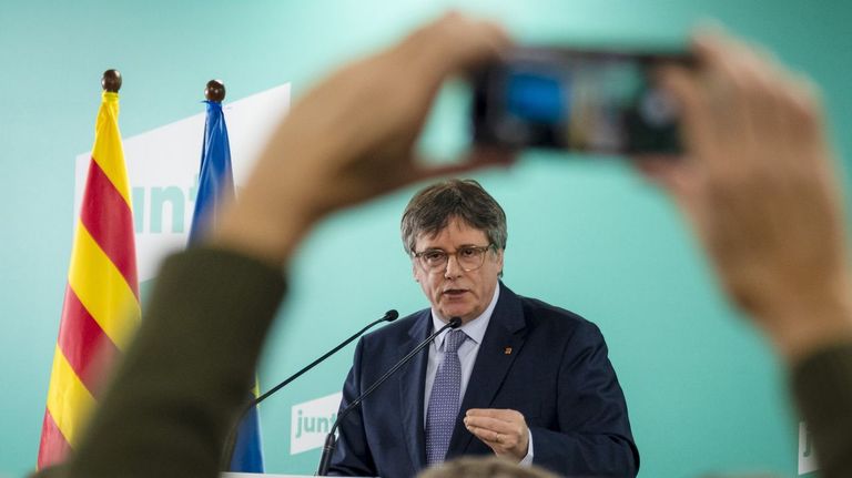 Puigdemont apuesta por una «prioridad catalana» para frenar el avance de Aliança