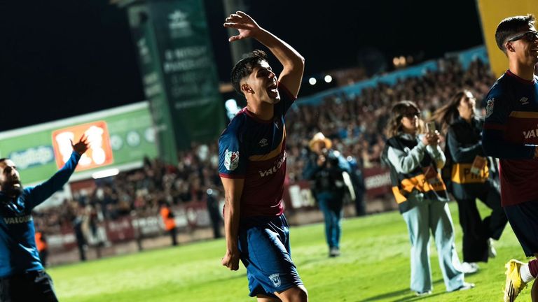 El exfabrilista Álex Alfaro jugará con el Torreense, de Segunda portuguesa, la final de Copa ante el Sporting