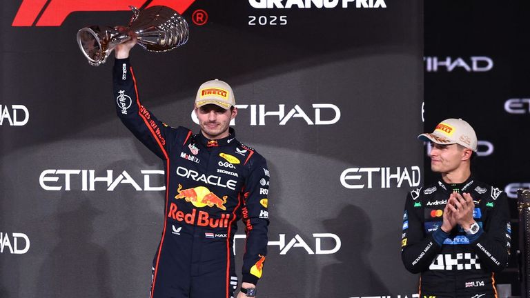 La «casi remontada» de Max Verstappen empaña el campeonato de fórmula 1 de Lando Norris