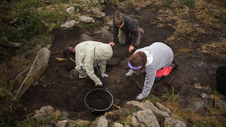 El CSIC, tras las pista de los primeros habitantes de la sierra de Barbanza