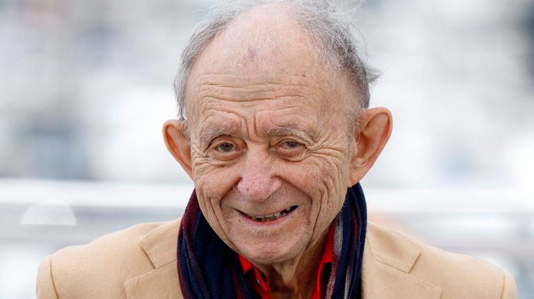 Muere a los 96 años Frederick Wiseman, documentalista que recibió el Oscar de Honor en el 2016