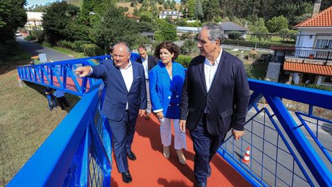 El alcalde de Culleredo, José Ramón Rioboo, junto a la subdelegada del Gobierno, María Rivas.