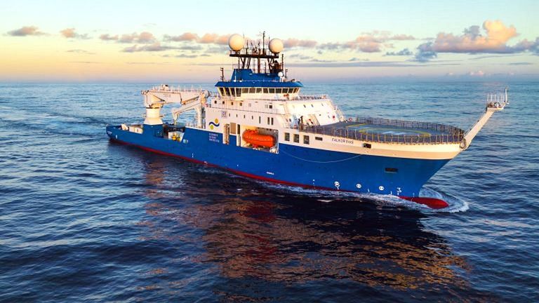 El buque oceanográfico Falkor (Too), construido en Vigo, explorará los fondos de la cuenca de Malvinas