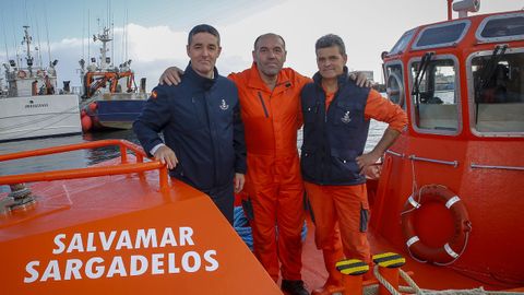  Gonzalo Gonzlez, ngel Gonzlez y Juan Torrado, tripulacin de la Salvamar Sargadelos.