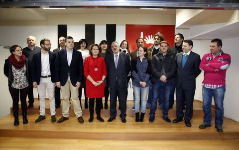 La nueva junta directiva de Hostelera Compostela tom posesin ayer en su sede. 