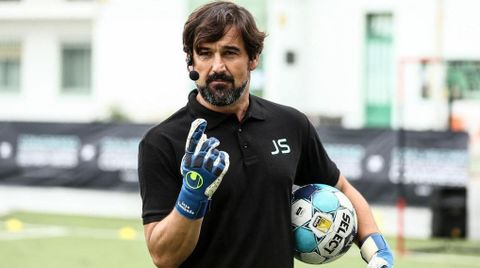 José Sambade, entrenador de porteros que pasó por la selección española