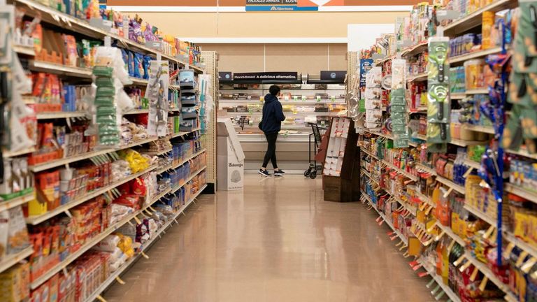 Huevos, leche y ternera se encarecen en España más que en los países de la UE