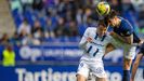 Borja Garcés y Costas disputan un balón durante el último Oviedo-Tenerife