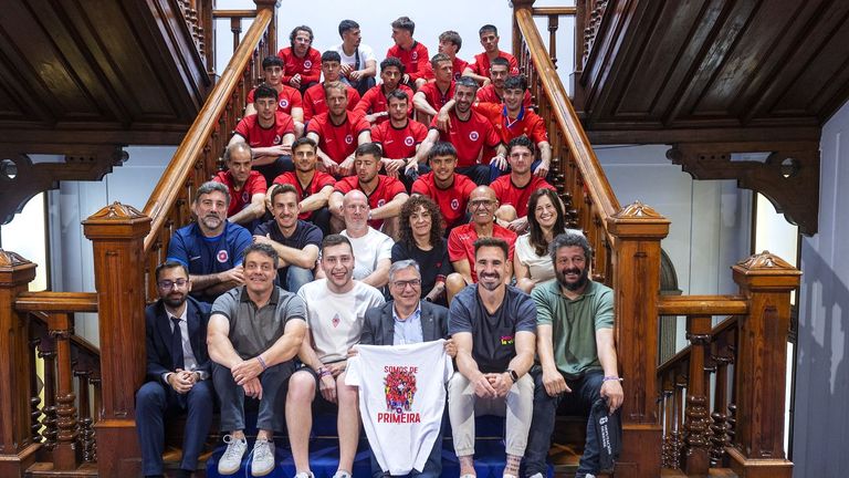 La UD Ourense sigue recogiendo felicitaciones por su ascenso a Primera Federación