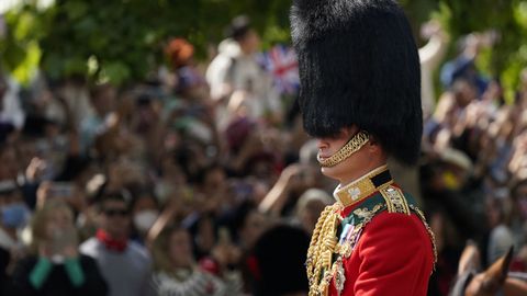 El príncipe Guillermo, en el desfile del Jubileo de Platino en Londres