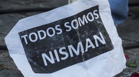 Una de las pancartas en apoyo a Nisman.