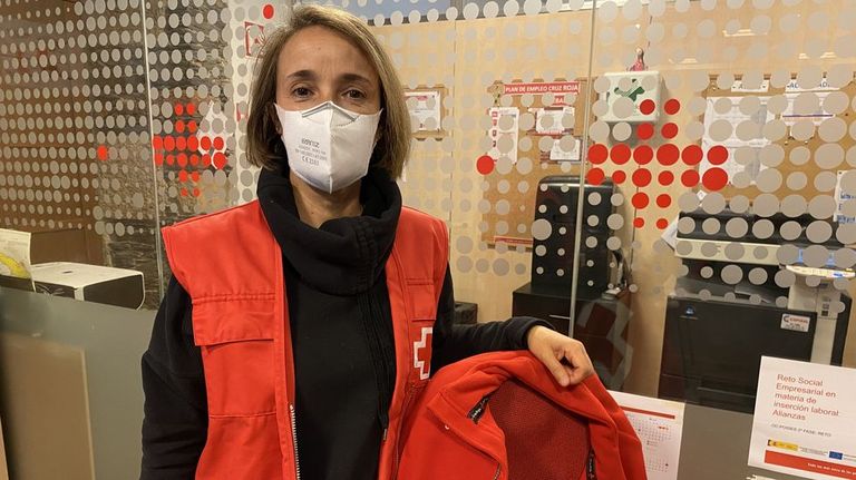 Mariví Núñez é voluntaria de Cruz Vermella desde 1993