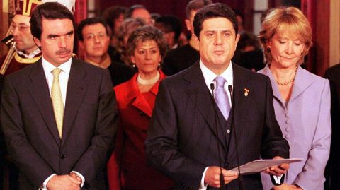 Junto a Aznar y Trillo, en 1999, en el da de la Constitucin.