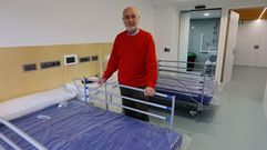 Carlos Godoy, presidente de Amencer, en la residencia para personas con parálisis cerebral financiada por el Concello que el colectivo prevé abrir próximamente en Pontevedra.