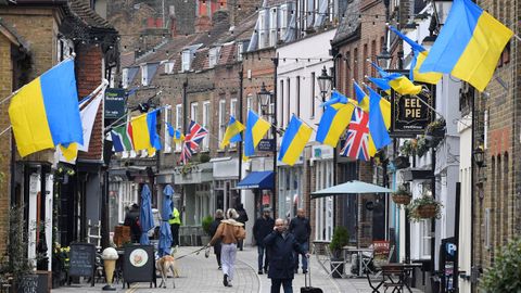Banderas ucranianas en las calles de Londres